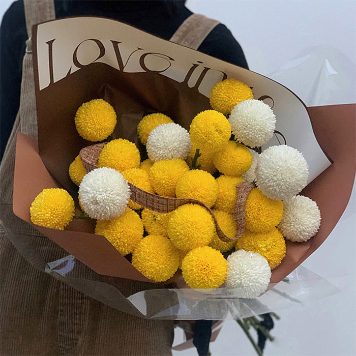 Bouquet páipéar beartán tiubh le focail ealaíne