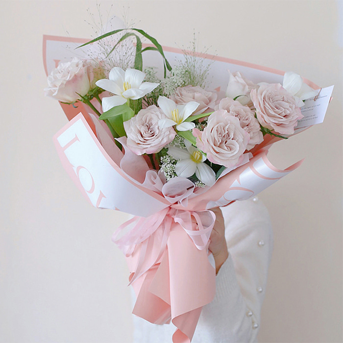 Bouquet páipéar beartán tiubh le focail ealaíne