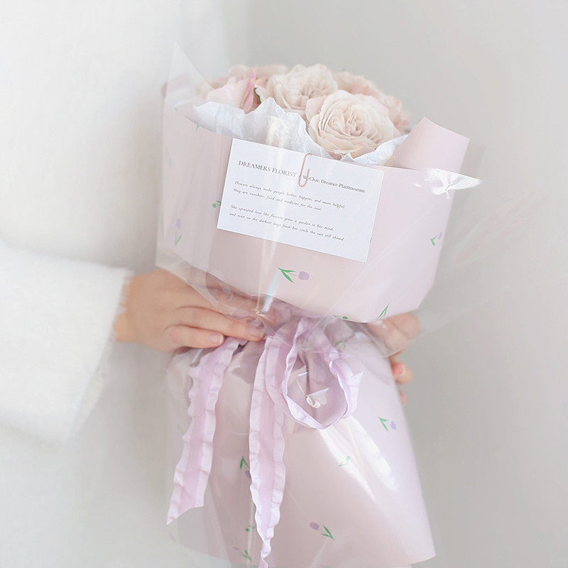 Bouquet páipéar beartán tiubh le focail ealaíne
